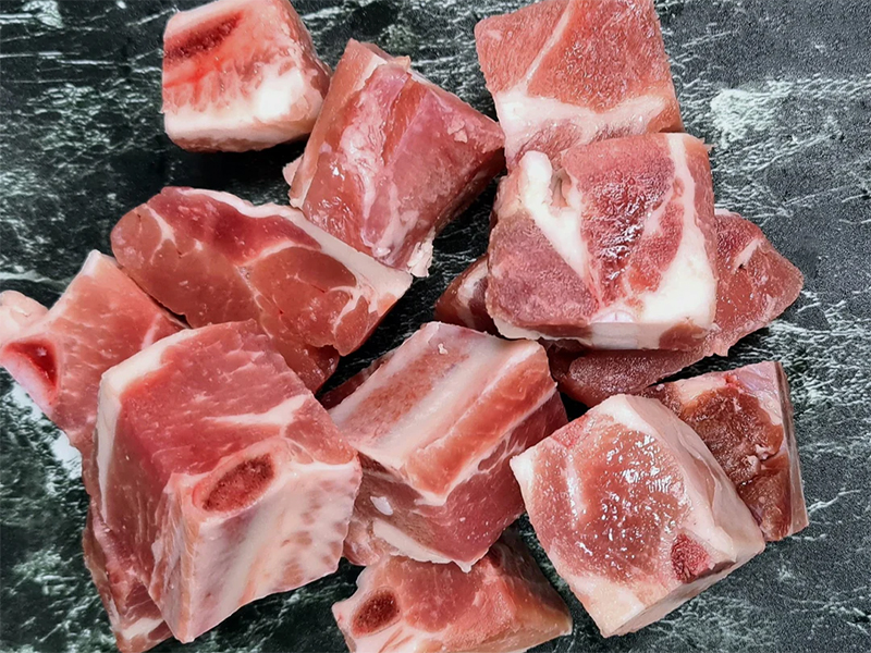 Cube de c&ocirc;tes de porc